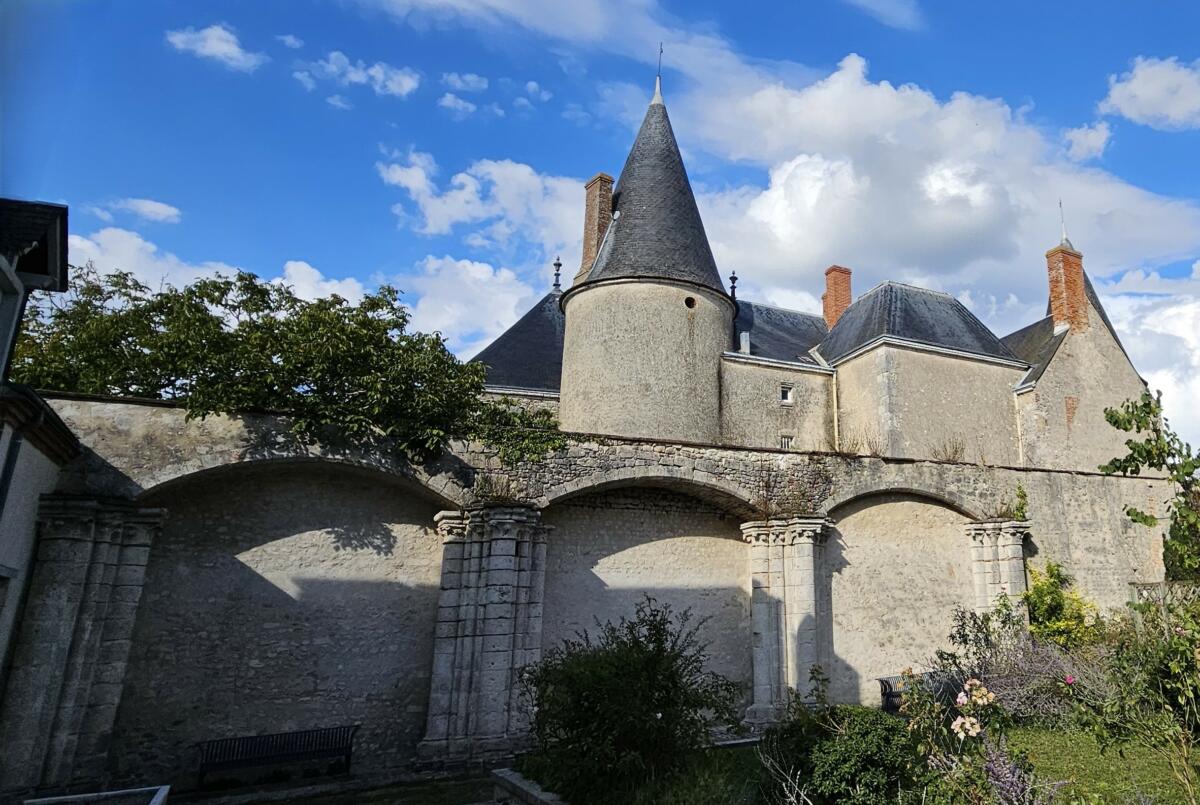 Huisseau sur Mauves