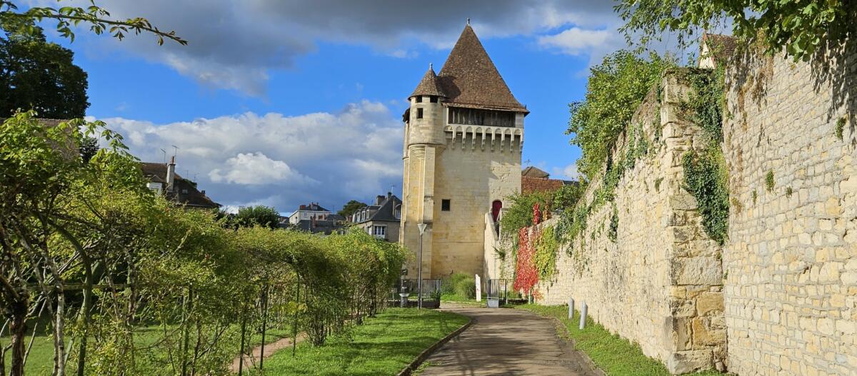  Le Chemin des Remparts