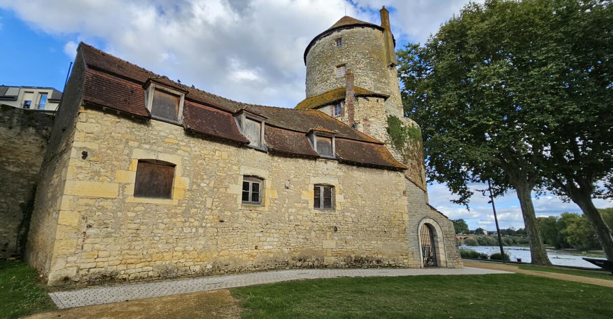 La Tour Goguin