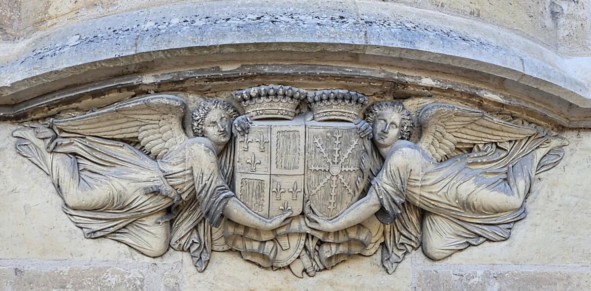 Sculpture en bas relief du Palais Ducal