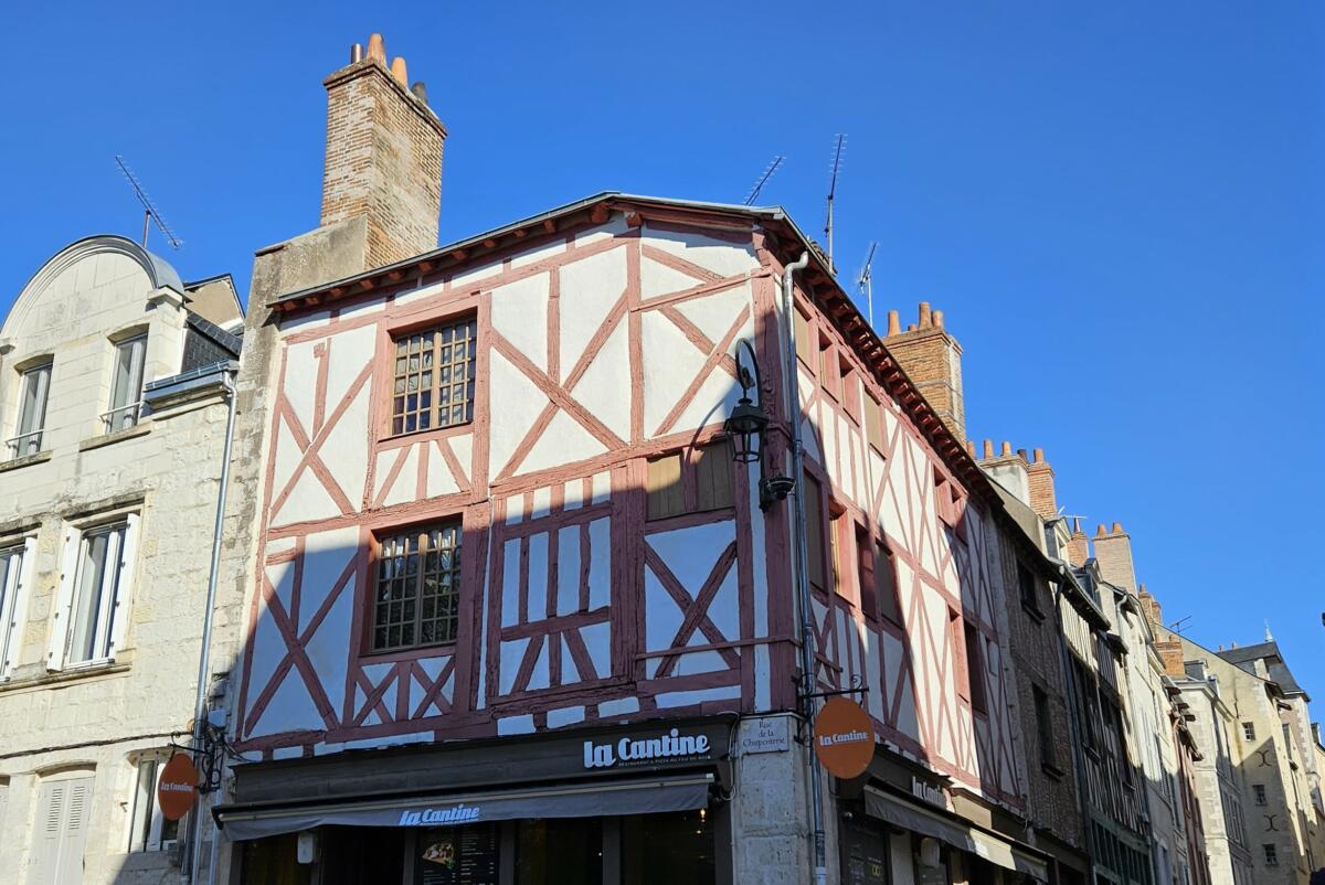 Rue de la Charpenterie