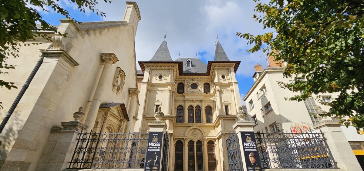 L'Hôtel Cabu qui abrite ...
